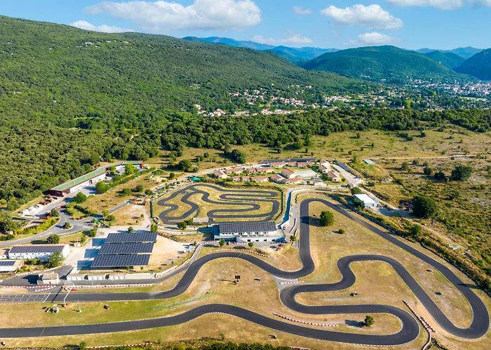 Du Parc - Gorges De L'herault - Cevennes - Parc Sports & Loisirs Ganges 3* Brissac